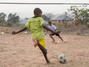 childrens-playing-football(1)