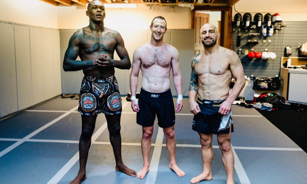 Israel Adesanya training with Mark Zuckerberg ahead of Du Plessis fight