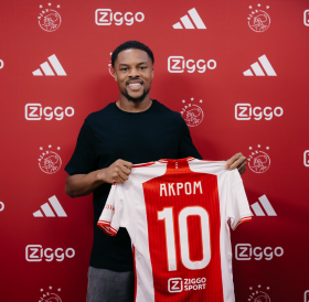 ‘I tried to sign him from Arsenal’ – Ajax’s Director of Football says he wanted Akpom at Borussia Dortmund :: All Nigeria Soccer
