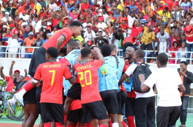 Mozambique v Nigeria at risk of cancellation as Mambas players refuse to train for two days over pay row:: All Nigeria Soccer