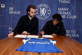 Midfielder with exceptional technical skills signs new deal with Chelsea 