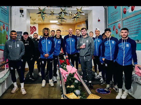 Blues spread festive cheer at Birmingham Children’s Hospital.