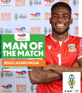 ‘He’s good with his feet’ –  Daniel Akpeyi admits he admires MotM Nigeria v Equatorial Guinea, Owono