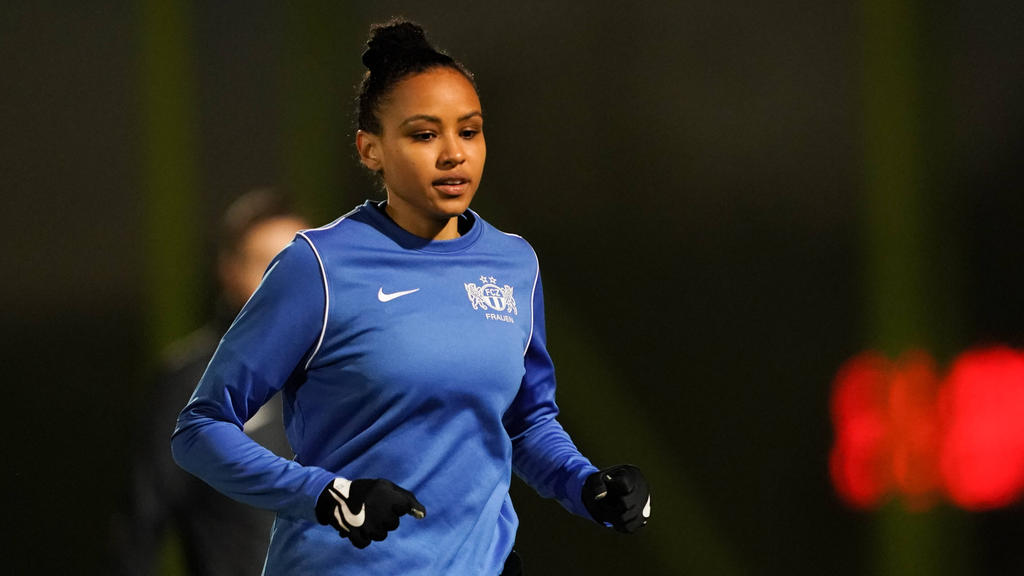 Super Falcons defender, Onyinyechi Zogg joins Swiss side Servette FCFF
