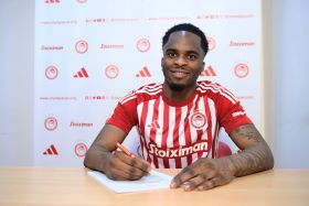 Official: Olympiakos confirm signing of Reading’s Super Eagles-eligible defender 