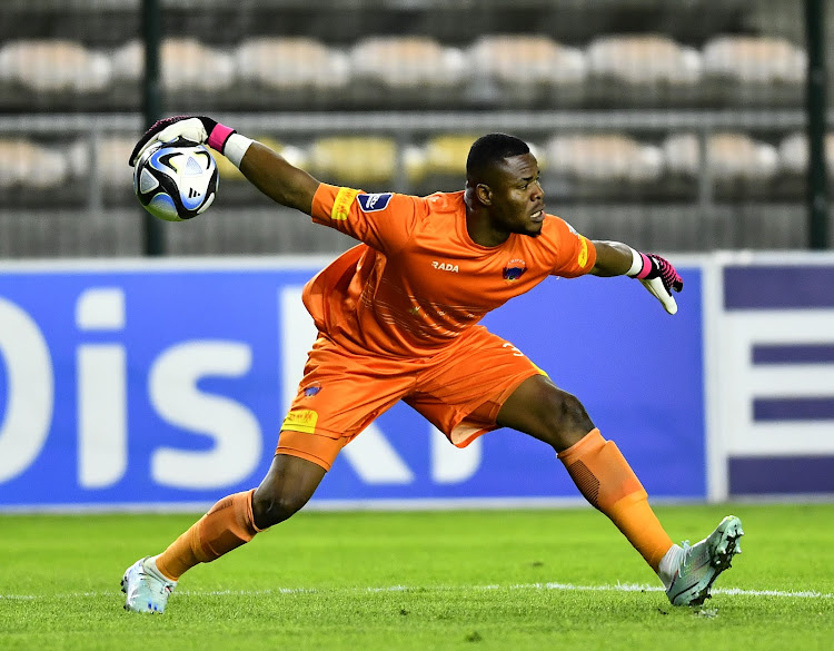 Nwabili displaces Uzoho as Super Eagles number one, see starting XI