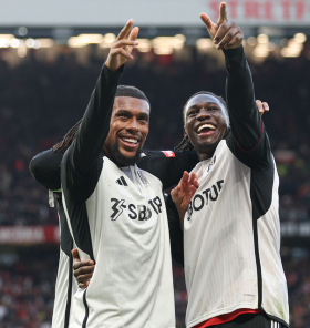 Former Man City winger Wright-Phillips reacts to Bassey’s opener in Fulham’s win at Man Utd