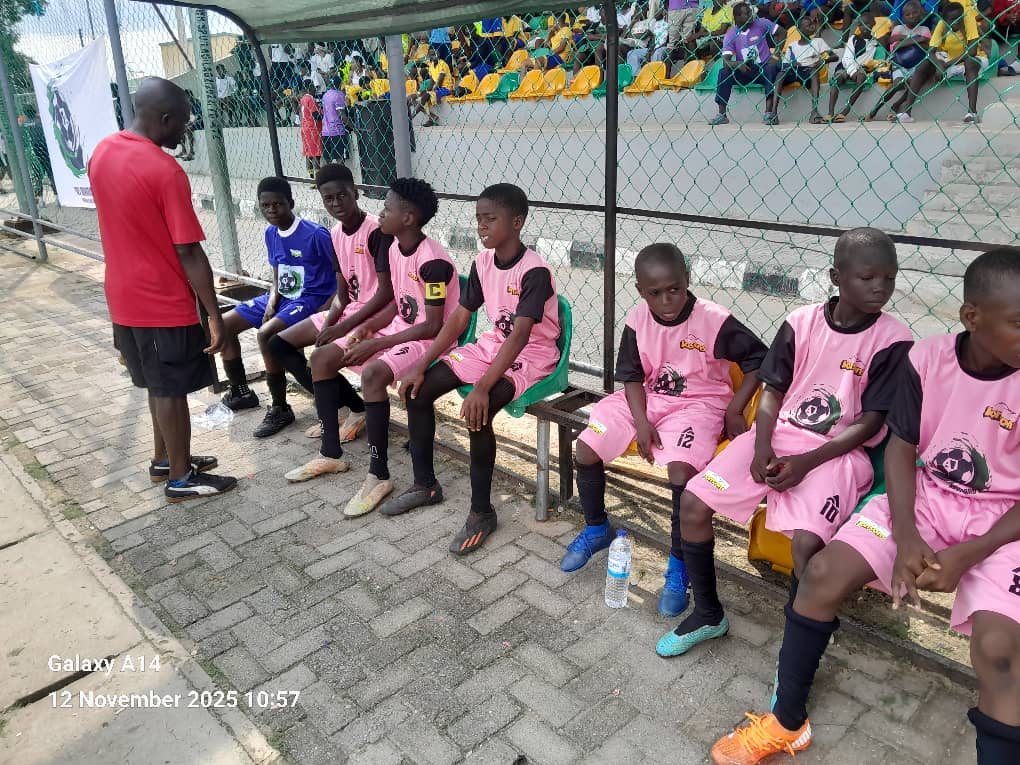 Abalti Barracks’ Sports Director Lends Support To Kids At Tekkers FA