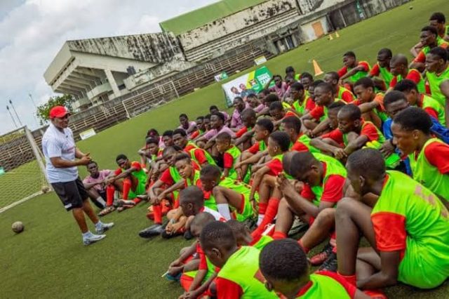 Daniel Amokachi Becomes Educator Of Budding Talents, Says: ‘Young Players Must Understand Importance Of Discipline’